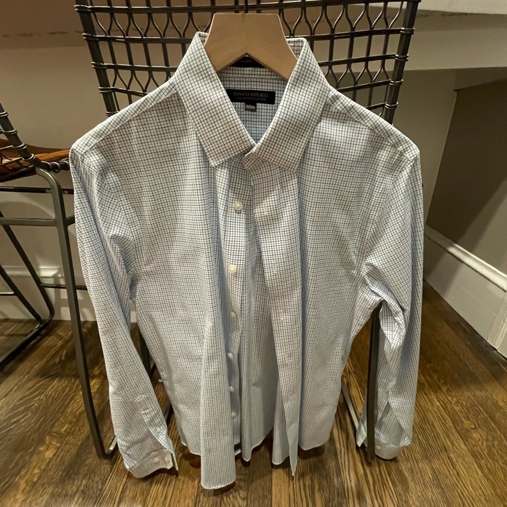 BANANA REPUBLIC SLIM-FIT / UNTUCKED NON-IRON